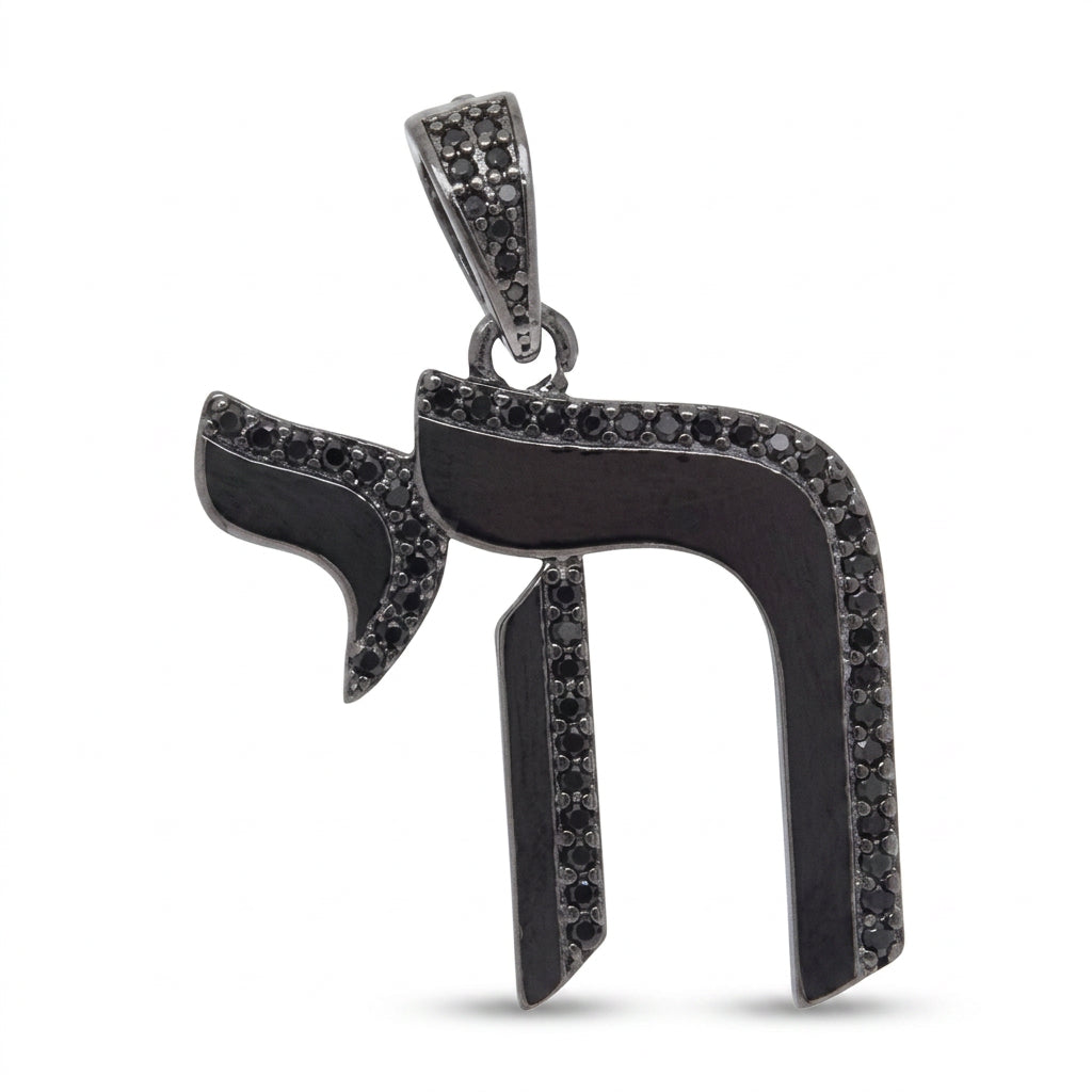 Black chai pendant set with black pavé crystal